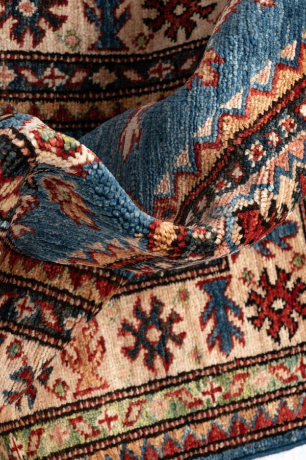 Fine Kazak 276cm x 76cm / 9' x 2'6'' - Image 2